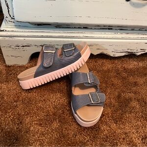 Ilse Jacobsen Gray and blue Sandals size 38.